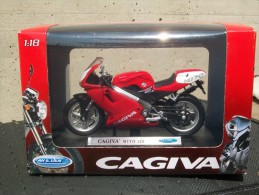 WELLY -  CAGIVA MITO 125   AVEC SA BOITE RED Scala 1/18 - Motorcycles