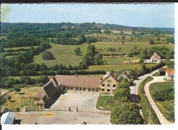 CPM - 89 - TREIGNY - Les Ecoles -   TBE - Treigny