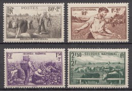France 1940 Yvert#466-469 Mint Hinged (avec Charnieres) - Neufs