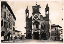 03796 "PORDENONE - IL MUNICIPIO". ANIMATA. BAMBINI. CART. ILL.  ORIG. SPEDITA 1935. - Pordenone