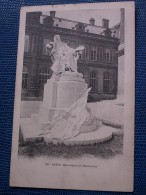 ""    CPA  PARIS  //  MONUMENT  DE  MOISSONIER    "" Précurseur - Statuen
