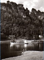 Bastei - S/w Bastei Mit Luxusmotorschiff Ernst Thälmann - Bastei (sächs. Schweiz)