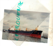 Bateau Identifié " Practician" Ocean Tromping 1972 Cammel Laird Birkenhead  Shipping Ship  Transport Maritime - Signed Photographs