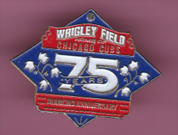46010.- Pin's.Le Wrigley Field . Stade De Baseball. Lake View à Chicago - Honkbal