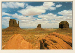 UTAH:  MONUMENT  VALLEY     (NUOVA CON DESCRIZIONE DEL SITO SUL RETRO) - Monument Valley