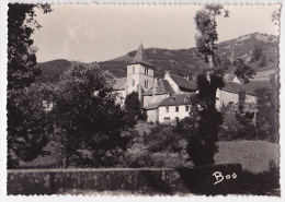 Le Cantal - Saint Jacques Des Blats - Le Bourg (vue Sur L'église Depuis Le Pont) - Pas Circulé - Allanche