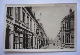 62 -cpsm  MARQUISE - Rue Nationale - Coiffeuse -ancienne Pompe à Essence - Pub  ESSO -TEXACO - CITROËN . - Marquise