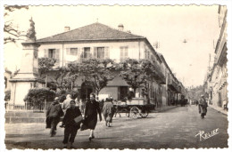 ALGERIE - MEDEA - Place De La Liberté Et Rue Gambetta - Médéa