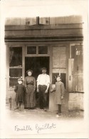 BUREAU D OCTROI LA FAMILLE GUILLOT AVEC LES CARTES DE LOUDUN - Loudun