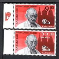 KAZAKHSTAN 1995, GANDHI, 2 Valeurs, Neufs. R531 - Mahatma Gandhi