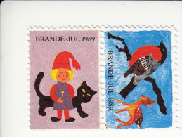 Denemarken Kerstvignet Cat. AFA-Julemaerker Brande Jaar 1989  2 Verschillende - Local Post Stamps