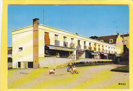 CPSM -  Centre Commercial Du PARIS - Librairie Tabac - L. AUDOUX - Saint-Ouen-l'Aumône