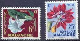 MADAGASCAR, Fleurs, Fleur, Yvert N°336/37 * - Sonstige & Ohne Zuordnung