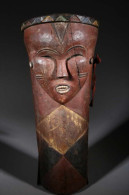 Ancien Masque Pende - African Art