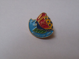 Pin's Mac Donald's / Spring Up 1993 (grand Nettoyage) - McDonald's