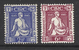Ireland 1945 Centenary Of Death Of Thomas Davis SG136-137 MNH(**) - Unused Stamps