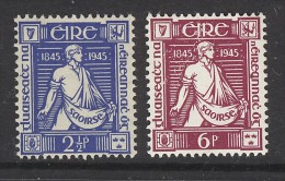 Ireland 1945 Centenary Of Death Of Thomas Davis SG136-137 MNH(**) - Neufs