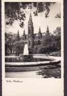 Austria PPC Wien Rathaus WIEN 1954 Echte Real Photo Véritable 1s Trachten Briefmarke (2 Scans) - Vienna Center