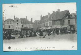 CPA Marchands Ambulants Le Place Du Marché Au Blé VIERZON 18 - Vierzon