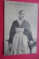 Cp  Jeune Fille De Questembert ( Etude De Coiffes De Bretagne) - Questembert