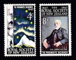 New Zealand 1967 Royal Society Centenary Set Of 2 Mint - Nuevos