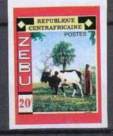 CENTRAFRIQUE ZEBU NON DENTELE (Yvert 130) (neuf Sans Charniere. MNH) - Vacas