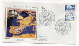 1983--enveloppe 1er Jour-FDC"Soie"--Météorologie--satellite "Météosat"--cachet  PARIS--75 - 1980-1989