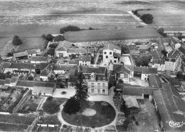 C4819 Cpsm 86 Monts Sur Guesmes - Vue Aérienne - Monts Sur Guesnes