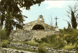 CP De BéDOIN " La Chapelle De N-D Du Moutier Avec La Croix " - Pernes Les Fontaines