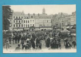 CPA 90 - La Place Jour De Marché 59 - Cambrai