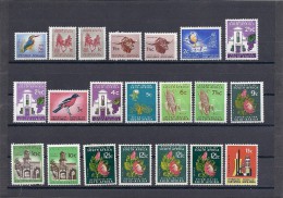 150021569   RSA  YVERT  Nº  281/337  */MH  VALORES  SUELTOS  (NO  COMPLETE  SET) - Neufs