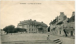 CPA 95  VIARMES LA PLACE DE LA MAIRIE 1914 - Viarmes