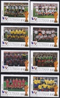 Guyana World Cuf France '98, 32 Stamps (fa106-9) MNH - Guyana (1966-...)