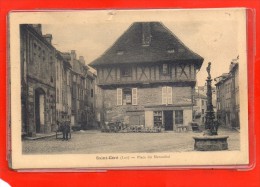 - SAINT CERE - Place Du Mercadial - Saint-Céré