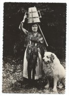 LES PYRENEES, TYPES REGIONAUX, OSSALOISE ALLANT A LA FONTAINE - Europe