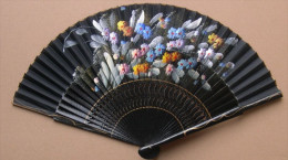 EVENTAIL BOIS TISSU PEINTS FLEURS - 23 Cm - 2 SCANS - Fans