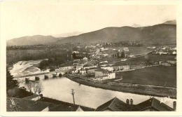 31/ CPSM - Montrejeau - Vue Générale De Gourdan Et Chaine Des Pyrénées - Montréjeau