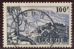 Algérie - Oblitéré - Charnière  Y&T 1955 N° 331 Paysage De Grande Kabylie 100f Bleu-noir - Gebraucht