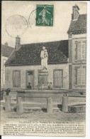 Carte Postale : Dixmont La Fontaine Sur La Place - Dixmont