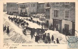 Morez    39     Le Chasse Neige Dans La Grande  Rue - Morez