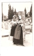 CPA 84  VAUCLUSE  Costumes De Provence Comtadines 2 Femmes En Costumes Traditionnels - Costumes