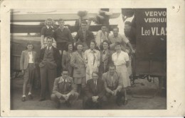 Aalst  -  Alost  -  Dender - FOTOKAART  - Verhuur Van Kano´s 1945;  Groepsfoto - Aalst