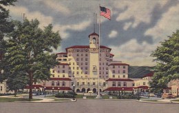 The Broadmoor Hotel And Its Surrounding Wings At The Foot Of Cheyenne Mountain Colorado Springs Colorado 1952 - Colorado Springs