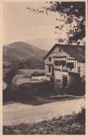 Cp , AGRICULTURE , Type De Ferme Basque Aux Environs De Saint-Jean-de-Luz - Fermes