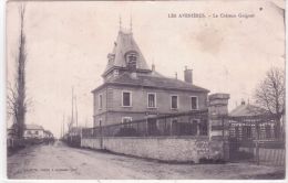 LES AVENIERES - Le Château Guiguet -ed. Vialatte - Les Avenières