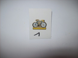 PIN´S - CYCLISME " Velo Club Maubeuge "   -   Voir Photo ( 1 ) - Cyclisme