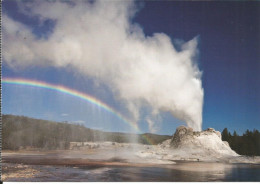USA Wyoming - Yellowstone National Park - Castle Geyser Is Erupting - Rainbow - Arc En Ciel - Yellowstone