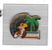 Pin´s  Sport  Cyclisme  GRAND  PRIX  CONSEIL  REGIONAL  8 Septembre 1991 Au Vélodrome De HYERES  TOULON ( VAR ) - Cyclisme