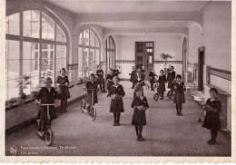 THILDONCK PENSIONNAT DES RELIGIEUSES URSULINES SALLE DE JEUX DES PETITES - Haacht