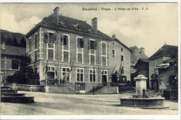 Carte Postale Ancienne Theys - L'Hôtel De Ville - Mairie - Theys
